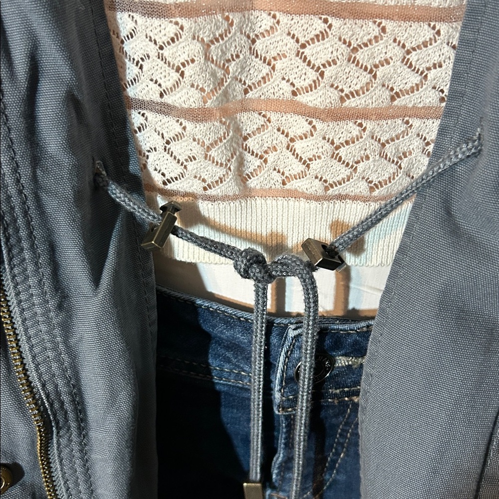 Universal Thread Jacket Brand New Condition - image 8